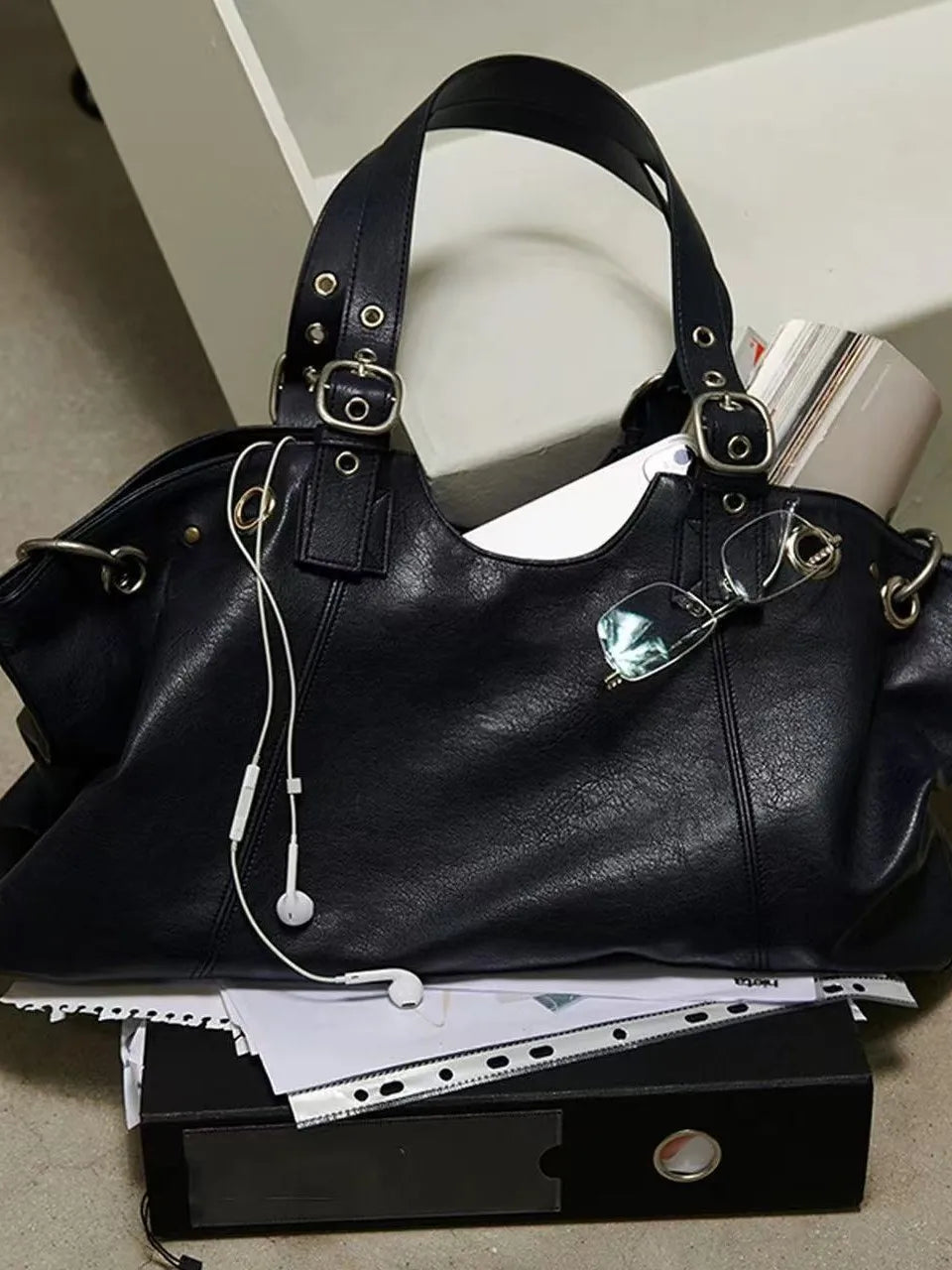 Vintage-Inspired Large Tote Handbag for Women