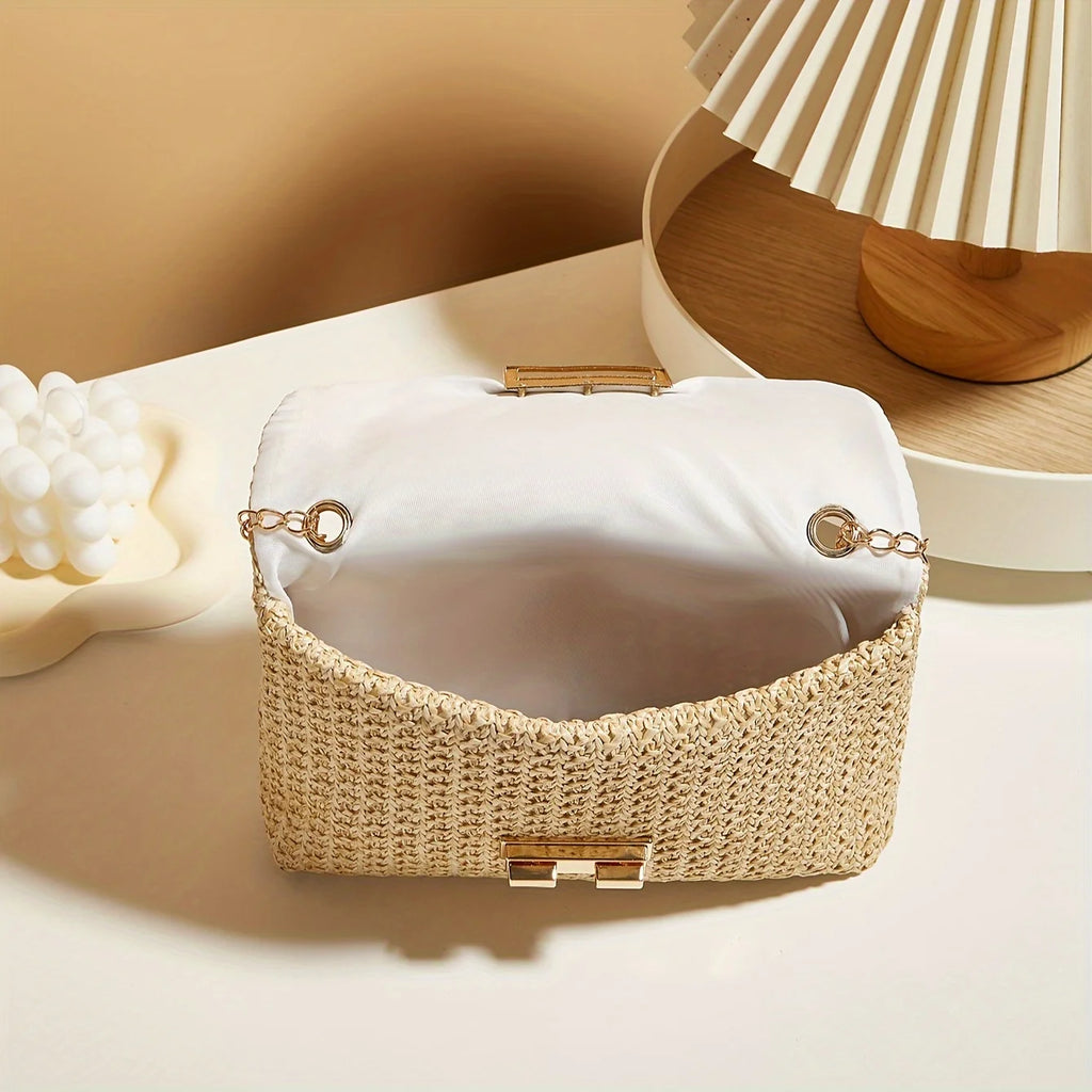 Elegant Woven Straw Crossbody Bag with Gold Chain
